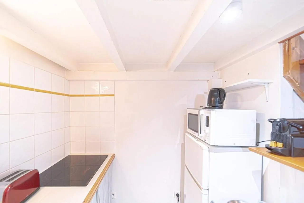 Апартаменты Studio Capponi-2 Pers-Terreaux-Croix Rousse Лион Франция